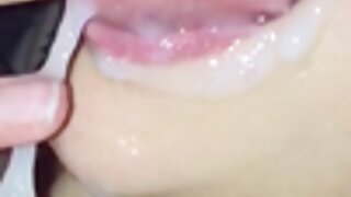 کا Hottie کھایا باتھ روم میں اور pisses پر اس فیلم سکسی روسی کے پریمی - 2022-03-05 12:40:31