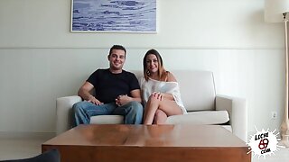گرم مصالحہ میں Threesome سکس جوانان روسی کے جنسی - 2022-03-01 22:18:43